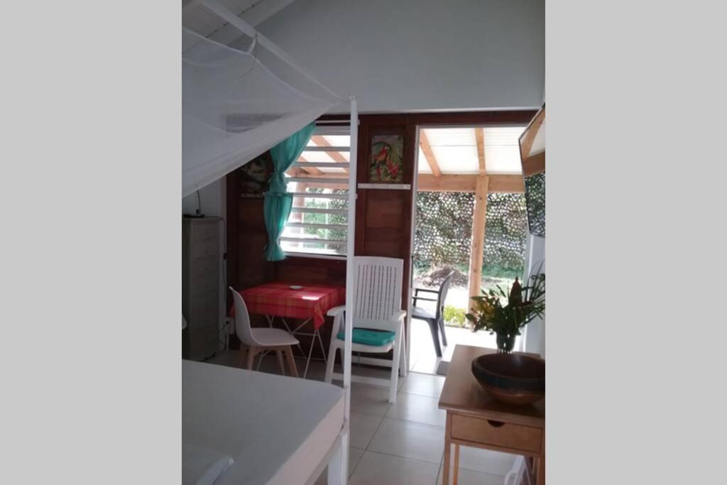 Gite Cajou Dans Jardin Tropical Ventile A Sainte-Anne Екстер'єр фото